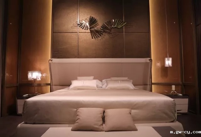 J&Abetway开户网站董事长/总设计师-姜峰先生家具设计作品-J&A x Turri新品“铄”卧室及客厅系列在2018米兰国际家具展展出 J&Abetway开户网站董事长/总设计师-姜峰先生家具设计作品-J&A x Turri新品“铄”卧室及客厅系列在2018米兰国际家具展展出