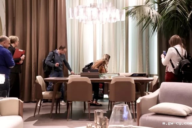 J&Abetway开户网站董事长/总设计师-姜峰先生家具设计新品在2018米兰国际家具展展出 J&Abetway开户网站董事长/总设计师-姜峰先生家具设计新品在2018米兰国际家具展展出