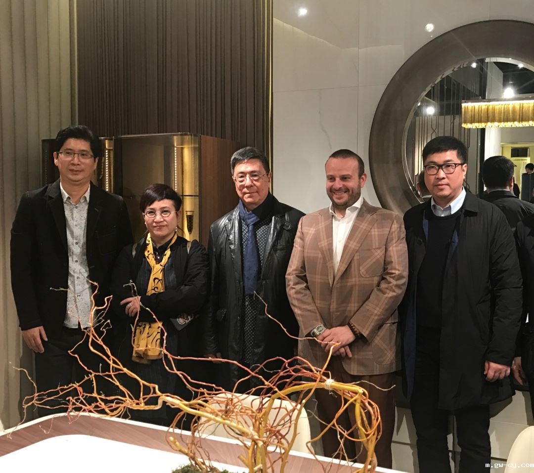 2017年 J&Abetway开户网站 x TURRI 首次合作 2017年 J&Abetway开户网站 x TURRI 首次合作