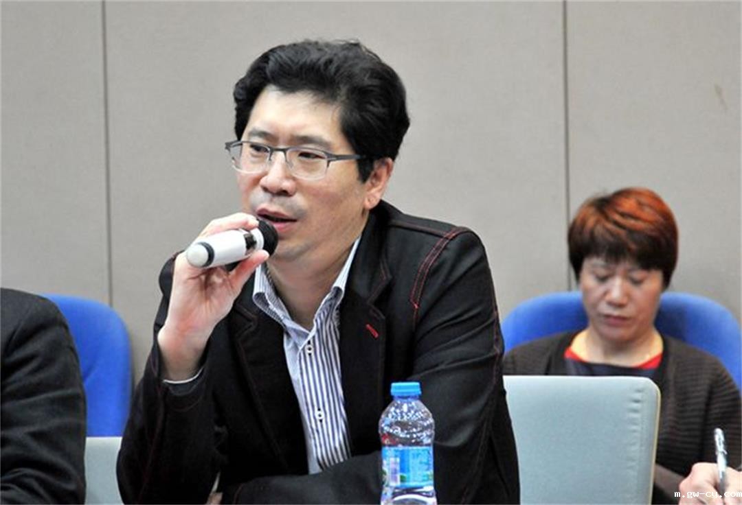 中法文化艺术沙龙 室内设计公司J&A总设计师姜峰先生应邀出席中法文化艺术沙龙活动