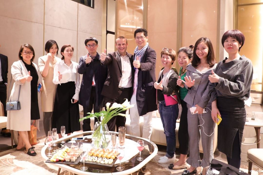 2018年 J&Abetway开户网站 x TUURI 再度合作 2018年 J&Abetway开户网站 x TUURI 再度合作