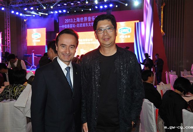 室内设计公司J&A总设计师姜峰应邀出席2013年上海世界音乐季暨上海文华东方酒店开幕盛宴活动