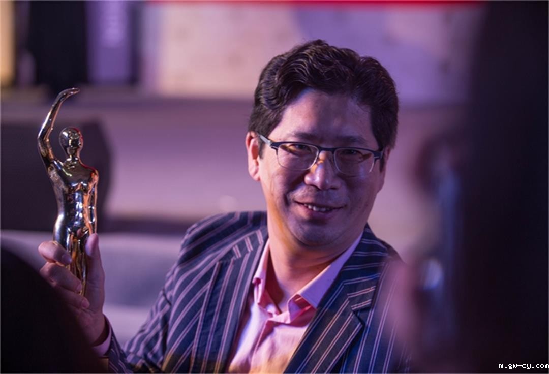 室内设计公司J&A总设计师姜峰先生再获殊荣，荣膺“2015亚太酒店设计风云人物”